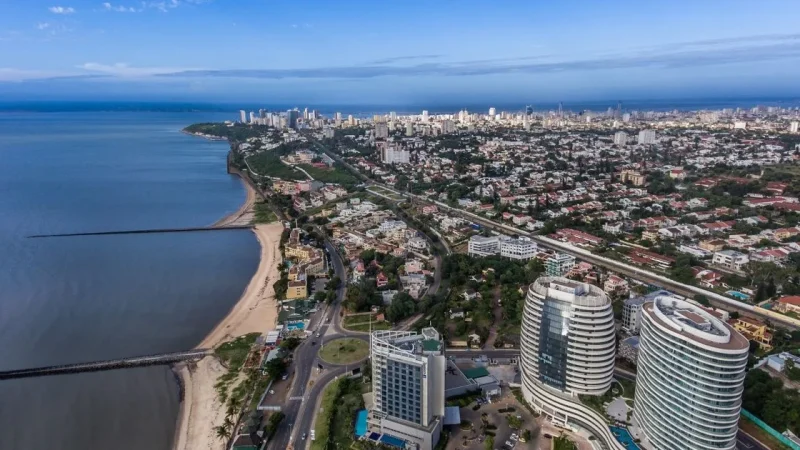 Radisson-Blu-Maputo-Hotel-and-City-View