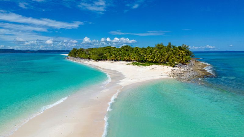 the-beautiful-islands-of-madagascar-nosy-iranja-near-nosy-be.692e04b4